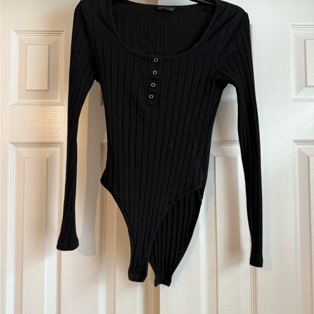 Black Ribbed Long Sleeve Bodysuit